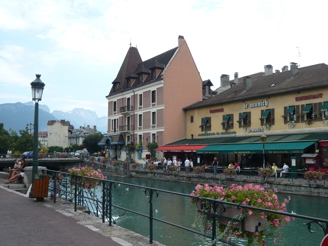 フランス語　旅行　会話レッスン　ワイン　チーズ